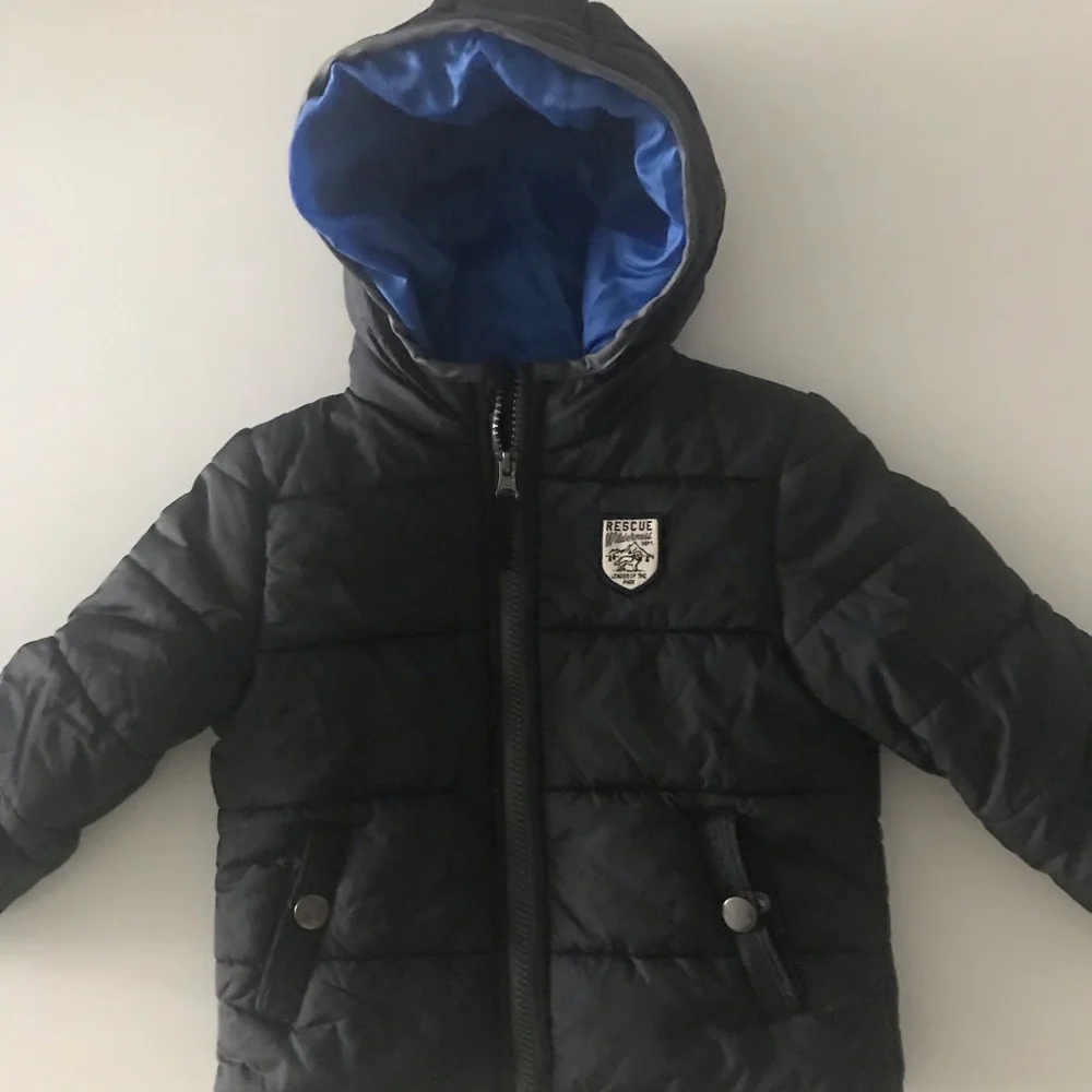 NWOT black hooded jacket 24 month